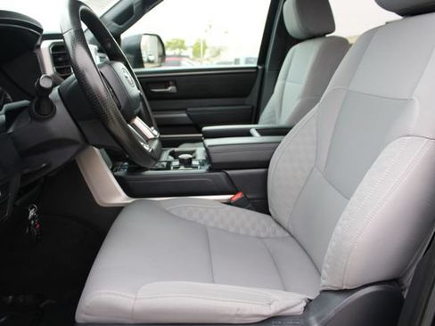 Used 2025 Toyota Tundra SR5 AWD/4WD image 35