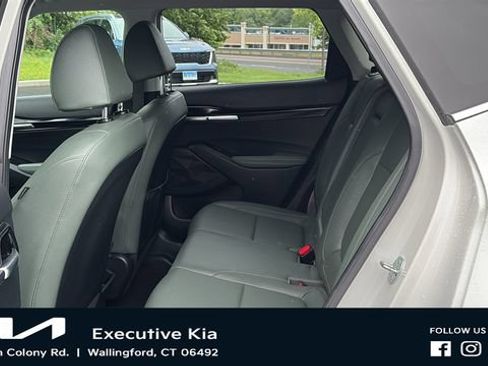 Certified 2024 Kia Seltos SX AWD/4WD image 22