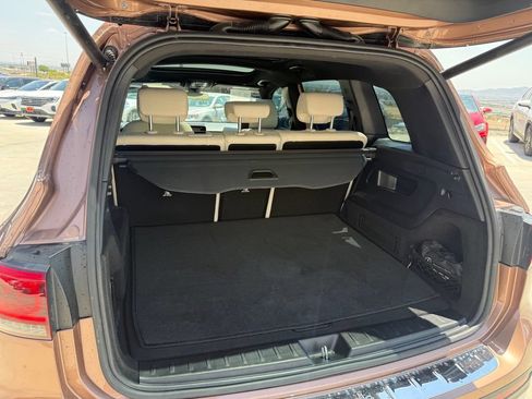 Used 2023 Mercedes-Benz GLB 250 image 11