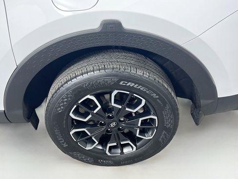 Used 2024 Hyundai Santa Cruz SE image 24