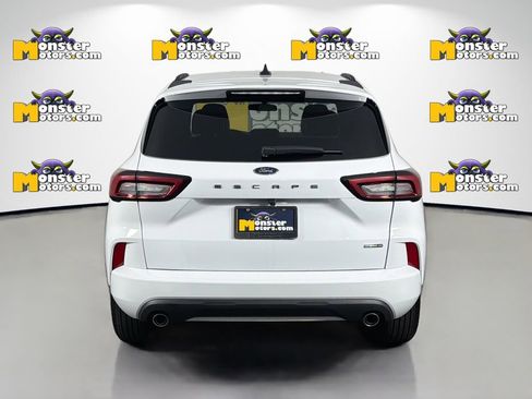 Used 2023 Ford Escape ST-Line w/ Equipment Group 301A AWD/4WD image 6
