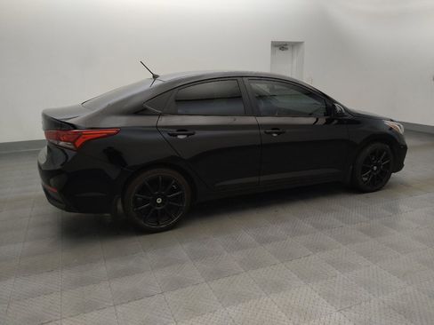 Used 2022 Hyundai Accent SE FWD image 10