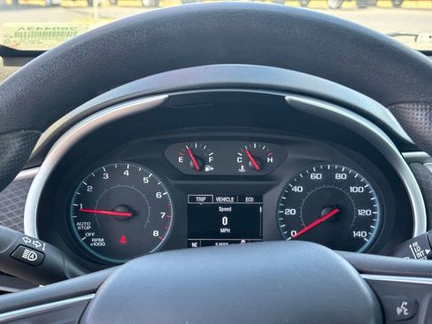 Used 2023 Chevrolet Malibu LT FWD image 18