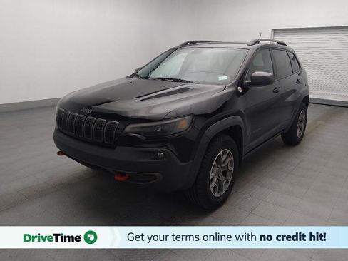 Used 2020 Jeep Cherokee Trailhawk w/ Cold Weather Group AWD/4WD image 1