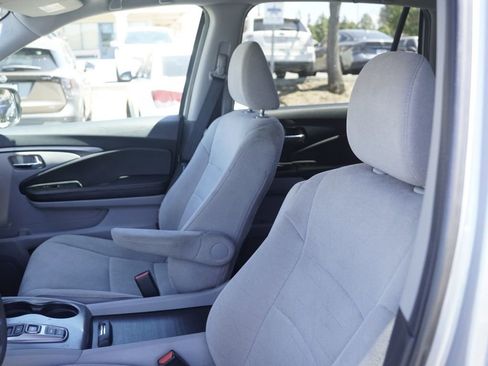 Used 2021 Honda Pilot EX image 15