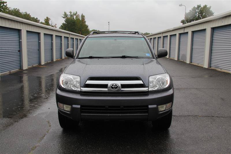 Used 2005 Toyota 4Runner SR5 AWD/4WD image 3