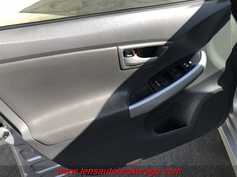 Used 2010 Toyota Prius FWD image 9