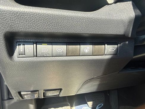 Used 2023 Toyota RAV4 XLE w/ Convenience Package AWD/4WD image 12