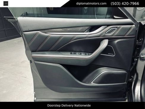 Used 2019 Maserati Levante GranSport AWD/4WD image 25