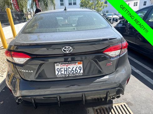Certified 2023 Toyota Corolla SE w/ SE Premium Package FWD image 5
