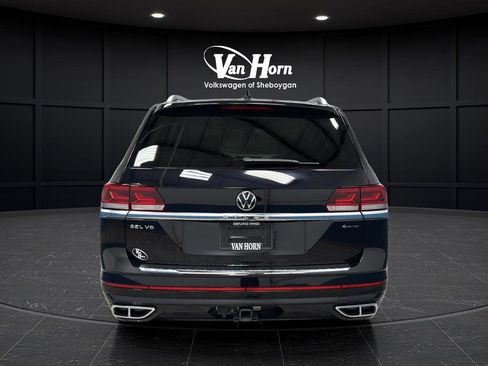 Used 2023 Volkswagen Atlas SEL Premium AWD/4WD image 4
