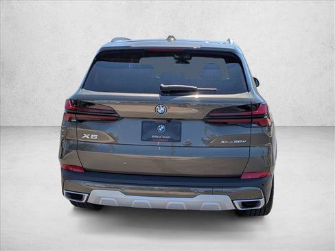 New 2026 BMW X5 xDrive50e AWD/4WD image 8