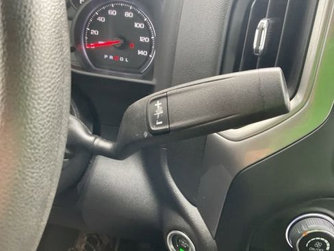 Used 2024 Chevrolet Silverado 1500 Custom image 33