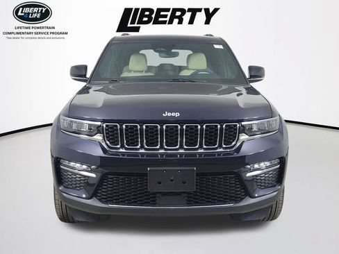 Used 2024 Jeep Grand Cherokee Limited AWD/4WD image 8