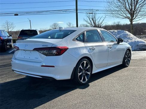 Used 2025 Honda Civic Sport Touring image 4