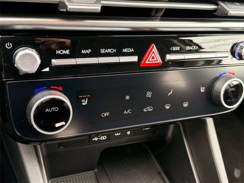 Certified 2025 Hyundai Tucson SEL image 13