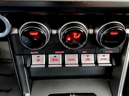 Used 2023 Toyota GR86 Premium w/ ALL Weather Mat Package (TMS) RWD image 31