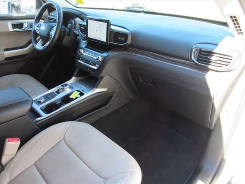 Used 2020 Ford Explorer Limited image 11
