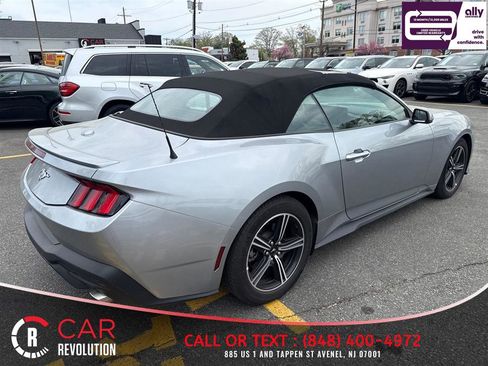 Used 2025 Ford Mustang Premium image 6