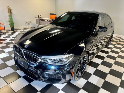 Used 2018 BMW M5 image 53