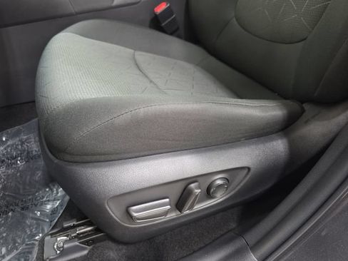 Used 2022 Toyota RAV4 XLE w/ Convenience Package AWD/4WD image 29