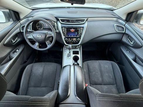 Used 2019 Nissan Murano S image 26