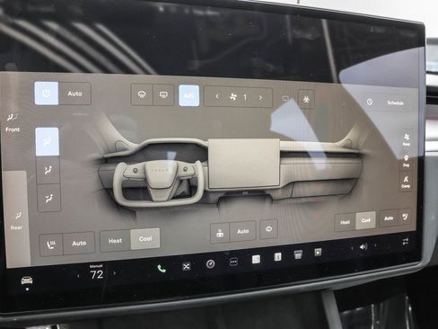 Used 2022 Tesla Model S image 19