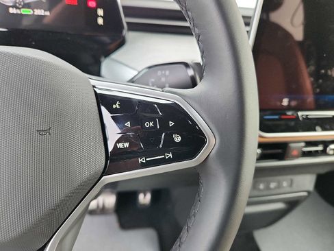 Used 2025 Volkswagen ID. Buzz Pro S image 20