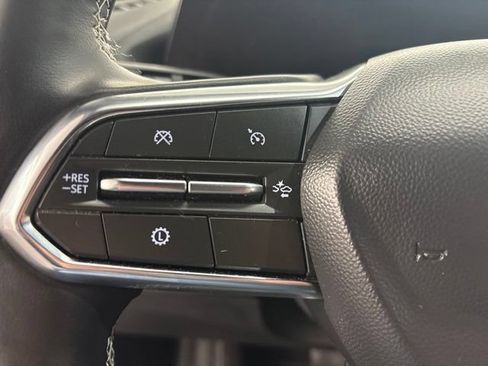 Used 2025 Chevrolet Traverse LT FWD image 20