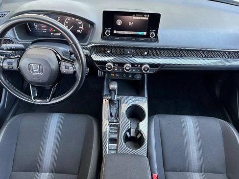 Used 2025 Honda Civic Sport image 13