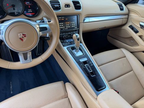 Used 2015 Porsche Boxster S image 13