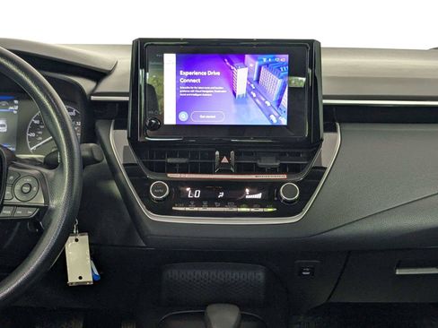 Certified 2025 Toyota Corolla LE FWD image 38