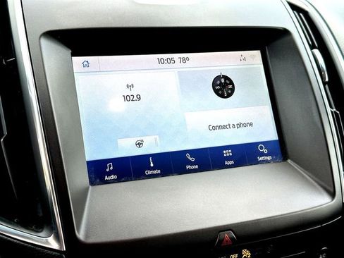 Used 2020 Ford Edge Titanium image 14