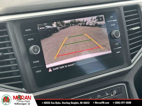Used 2018 Volkswagen Atlas SE FWD image 25