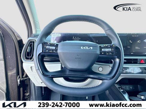 New 2026 Kia Sorento S AWD/4WD image 35
