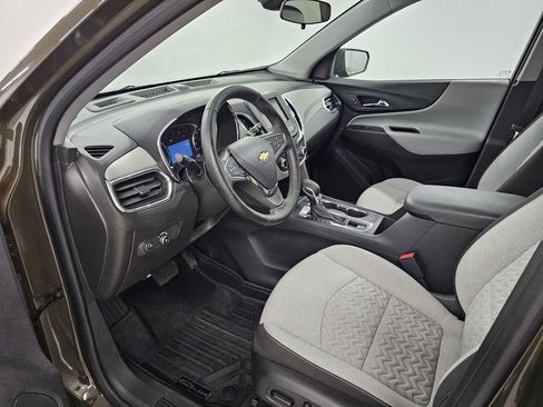 Used 2024 Chevrolet Equinox LT FWD image 14