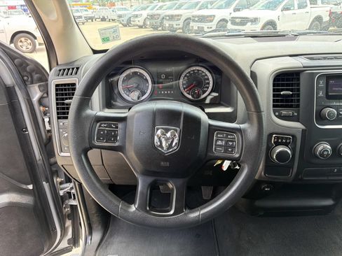 Used 2020 RAM 1500 Tradesman w/ Chrome Plus Package RWD image 28