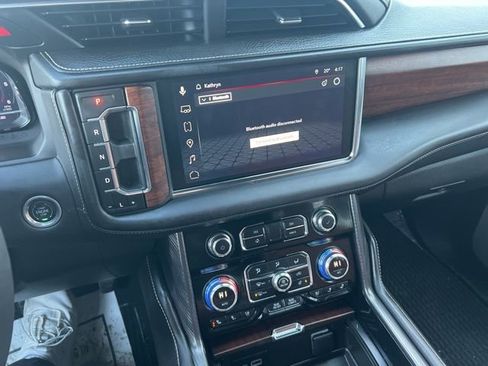 Used 2024 GMC Yukon Denali Ultimate image 10