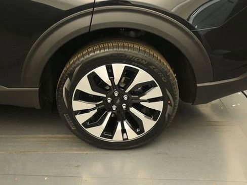 New 2026 Ford Explorer Platinum w/ LUX Leather Package AWD/4WD image 9