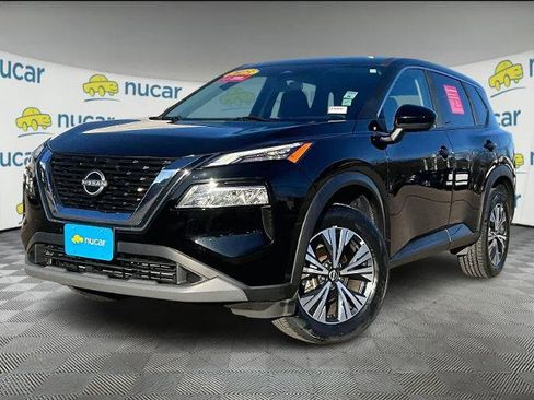 Certified 2023 Nissan Rogue SV image 3