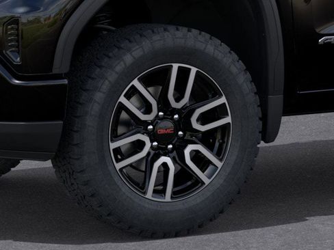 New 2026 GMC Sierra 1500 AT4 w/ Technology Package image 9