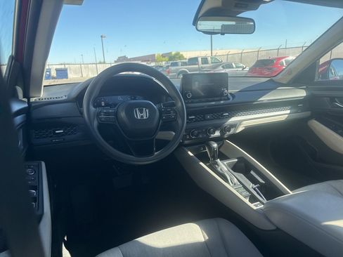 Used 2023 Honda Accord EX image 8