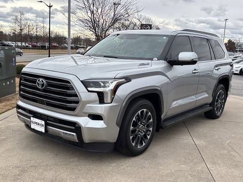 Used 2023 Toyota Sequoia Limited image 11