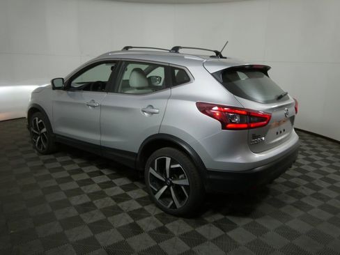 Used 2020 Nissan Rogue Sport SL w/ Premium Package image 6