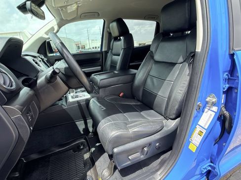 Used 2020 Toyota Tundra SR5 w/ SR5 Leather Package RWD image 28