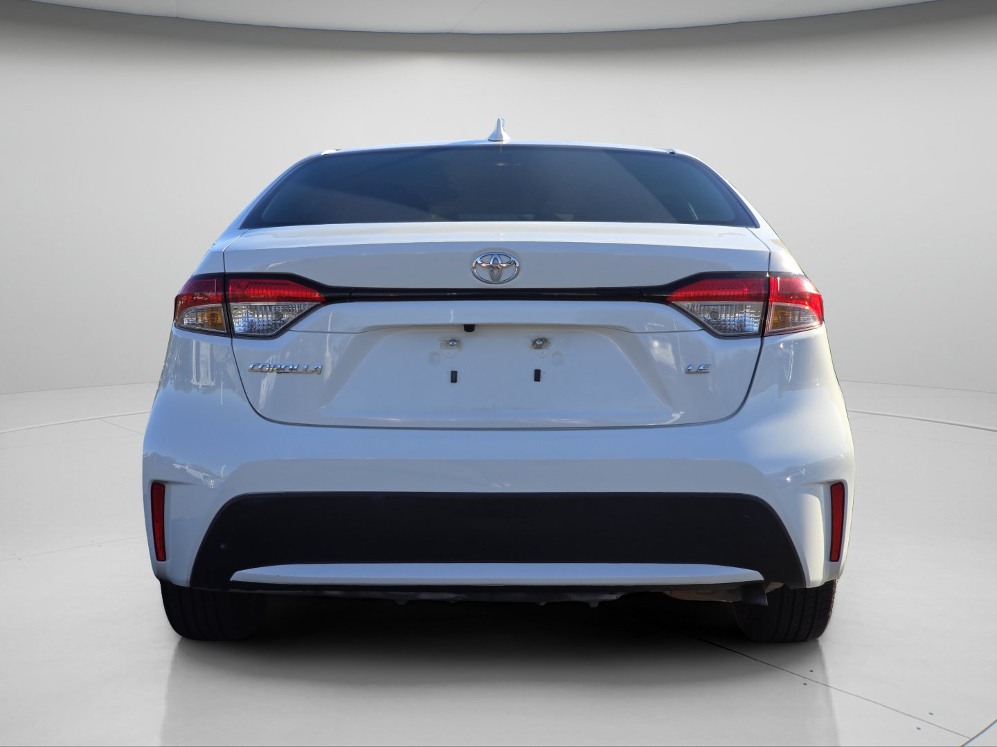 Used 2020 Toyota Corolla LE FWD image 21