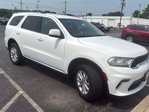 Used 2021 Dodge Durango SXT AWD/4WD image 3