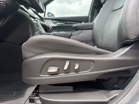 Used 2021 Cadillac XT6 Premium Luxury AWD/4WD image 14