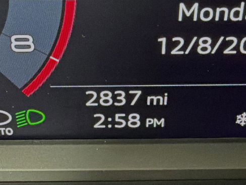 Certified 2025 Audi Q3 2.0T Premium Plus w/ Premium Plus Package image 12