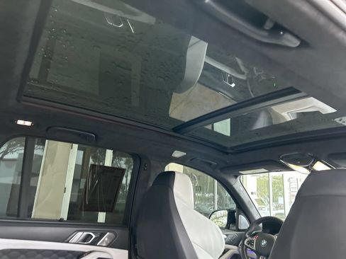 Used 2021 BMW X5 M w/ Competition Package AWD/4WD image 35